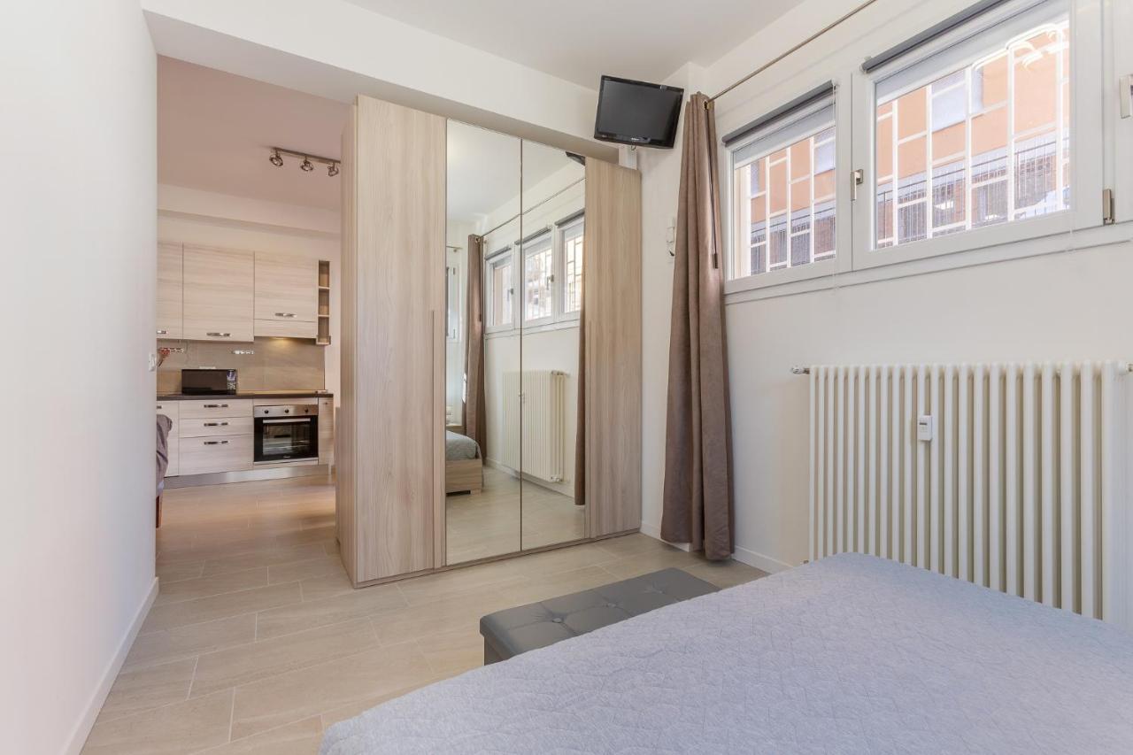 San Donato Fiere Essential Apartment W/Parking Bologna Eksteriør billede