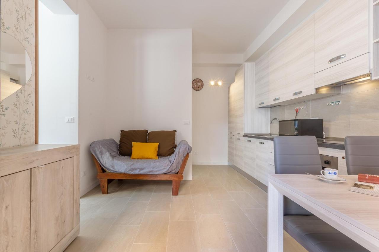 San Donato Fiere Essential Apartment W/Parking Bologna Eksteriør billede